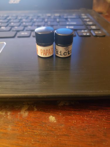 Customer photo review of Set of 5 1ml sample vials