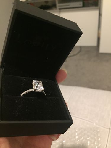 Customer photo review of 7.0Ct Simulated Diamond Radiant Cut Engagement Ring Promise Rings In Sterling Silver