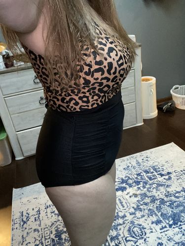 Customer photo review of Sun Baked Bottoms | Black