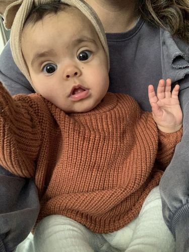 Customer photo review of Chunky knit sweater in rust