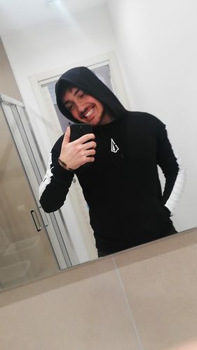 Customer photo review of STRIPE SET HOODIE (OBSIDIAN BLACK)