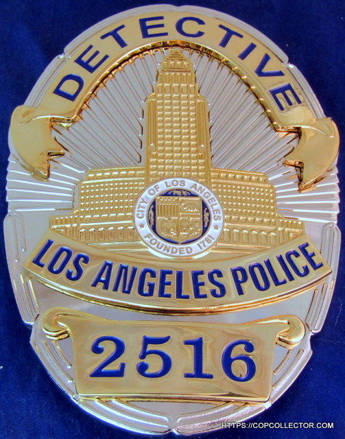 Customer photo review of LAPD Los Angeles Police Detective Badge Solid Copper Replica Movie Props With Number 2516