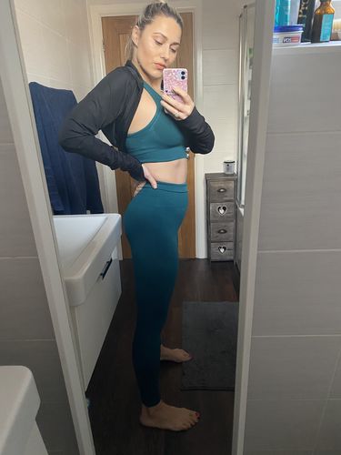 Customer photo review of Colours 2 Piece Set