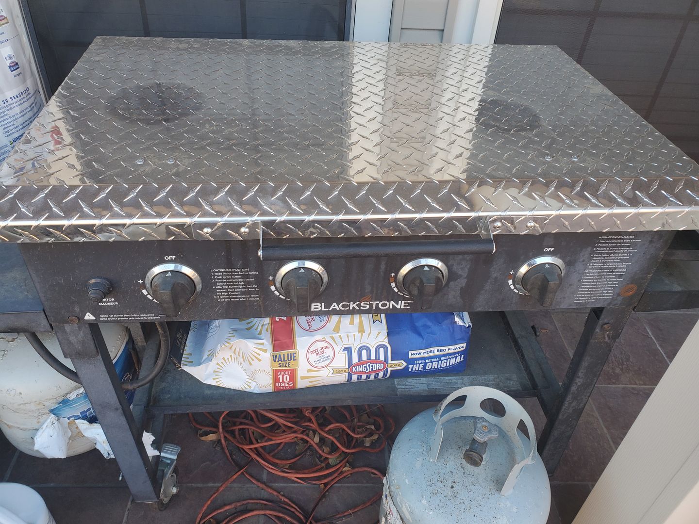 Customer photo review of GriddleGuard Diamond Plate Hard Cover Lid for Blackstone 36" Griddle