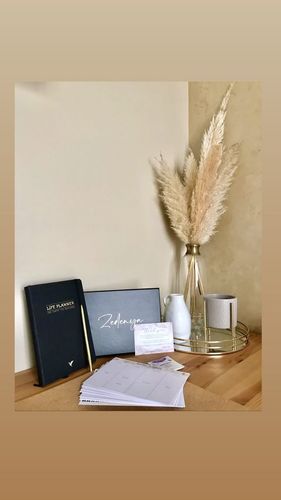 Customer photo review of Life Planner Box Premium