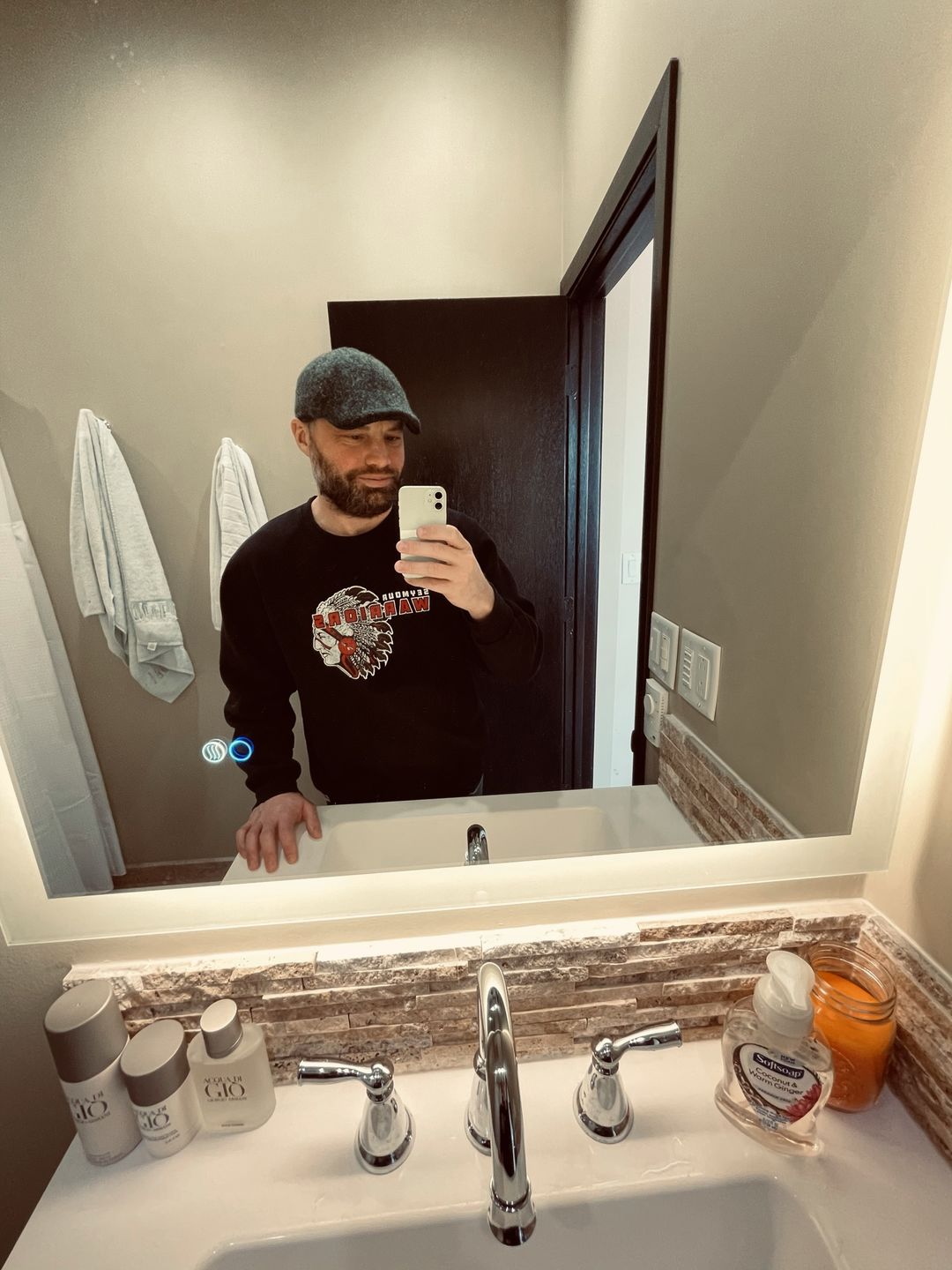 Customer photo review of Erin Cap Tweed