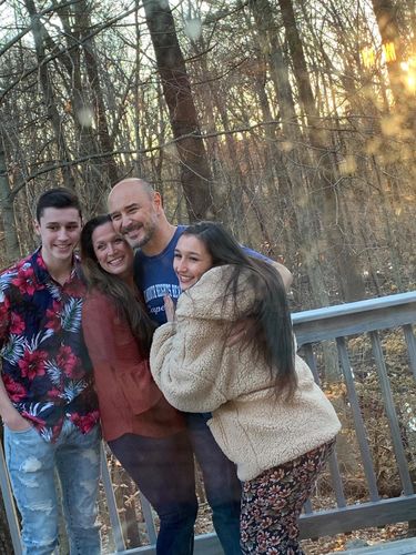 Customer photo review of Men's Casual Short Sleeve Floral Print Shirt