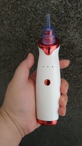 Customer photo review of Ultrasonisk Blackhead Ekstraktor