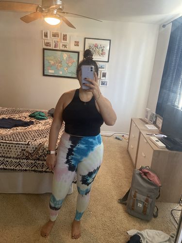 Customer photo review of Sunset Legging - Balboa Blue / Neon / Camille