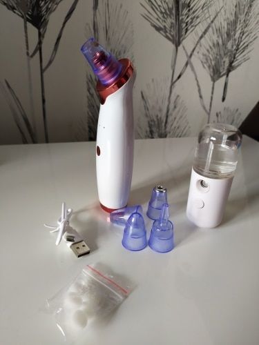 Customer photo review of Ultrasonisk Blackhead Ekstraktor