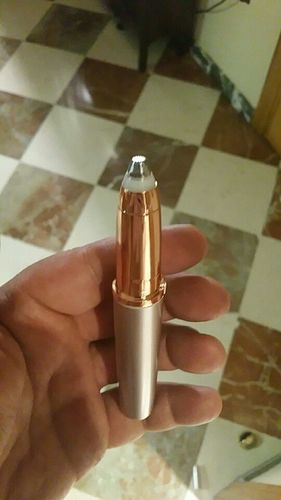 Customer photo review of Elektrisk Øjenbrynstrimmer