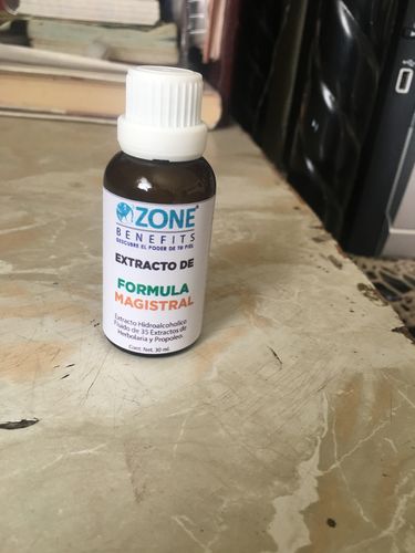 Customer photo review of Extracto Formula Magistral - 35 Extractos de Herbolaría y propóleo - 30 ml