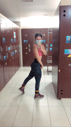 Customer photo review of Tobilleras Patadas de Glúteos Psicodelic