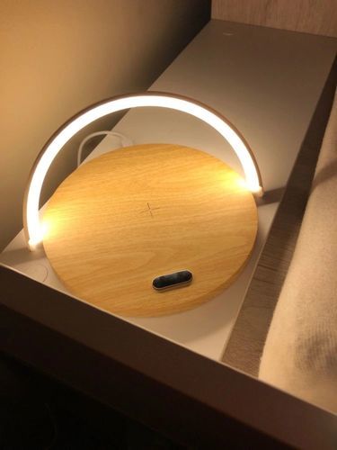 Customer photo review of Trådløs opladnings bordlampe
