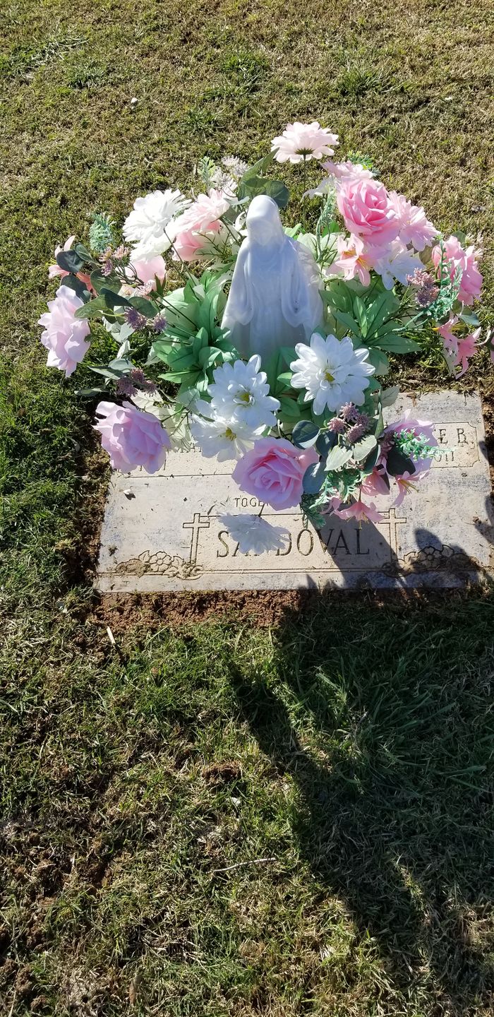 Customer photo review of Eternal Light Blessed Mary
