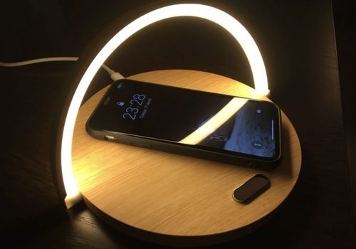 Customer photo review of Trådløs opladnings bordlampe