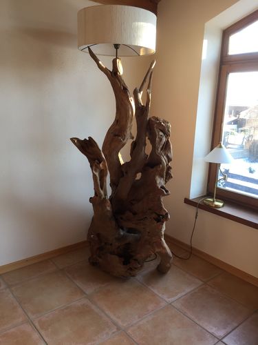 Customer photo review of Standlampe Teak Wurzel RIAZ  | inkl. Lampenschirm