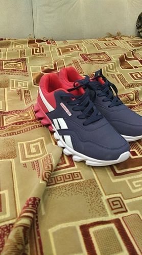 Customer photo review of 2021 NEW MENS WOMEN'S ULTRA LIGHT SPORT SHOES(BUY 2 GET 10% OFF, 3 GET 15% OFF , 4 GET 20% OFF)