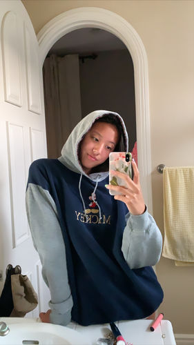 Customer photo review of Vintage Mickey Mouse 90s Genus Hoodie Size Large