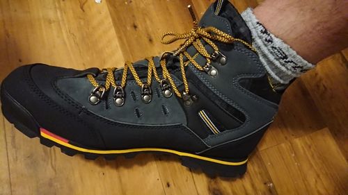 Customer photo review of Outdoor Waterproof Hiking Boots