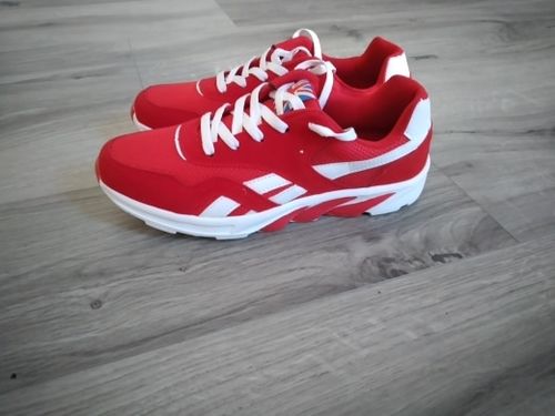 Customer photo review of 2021 NEW MENS WOMEN'S ULTRA LIGHT SPORT SHOES(BUY 2 GET 10% OFF, 3 GET 15% OFF , 4 GET 20% OFF)