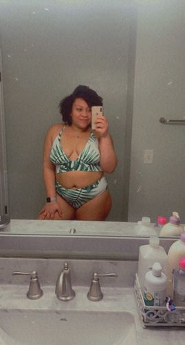 Customer photo review of 'Uplift' Plunging Bikini Top