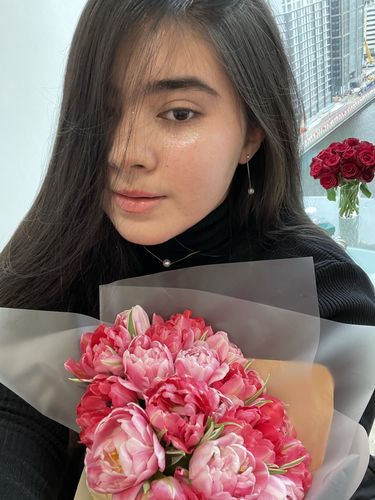 Customer photo review of Amelia solitaire round pearl necklace