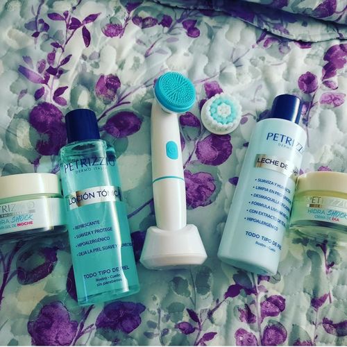 Customer photo review of Petrizzio Estuche Limpiador Facial + Cremas Hidrashock Dia + Noche