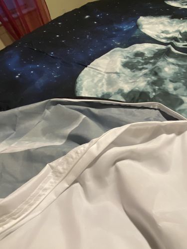 Customer photo review of Moon And Eclipse Changing 3 Pieces Quilted Comforter Set