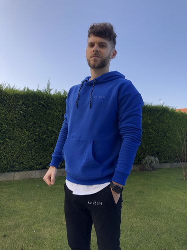 Customer photo review of HEAVY HOODIE (CERULEAN BLUE)