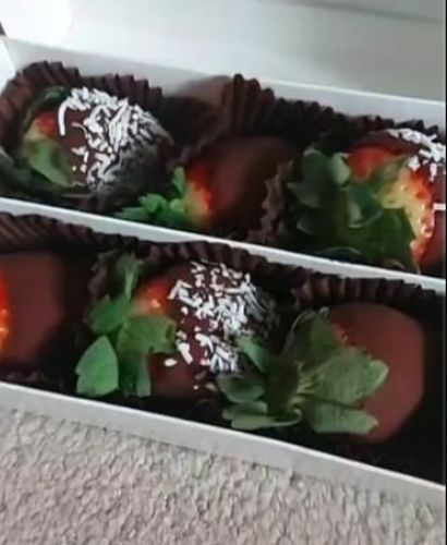 Customer photo review of Chocolate Covered Strawberries