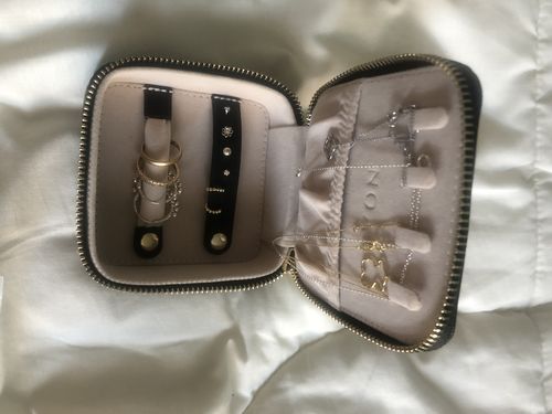 Customer photo review of JOYERO NOA NEGRO