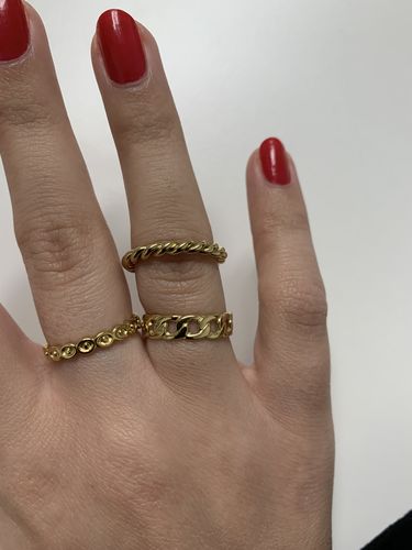 Customer photo review of Passion Twist Ring 14K Vergoldet