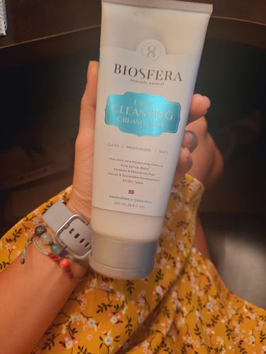 Customer photo review of Face Cleansing Cream Wash
