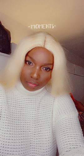 Customer photo review of T-Lace  | Body Wave Blond Platine