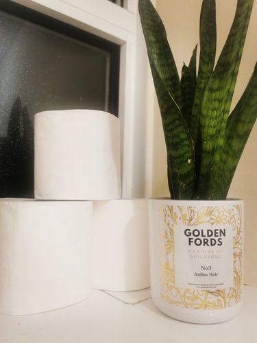 Customer photo review of Amber Noir - 400g Candle