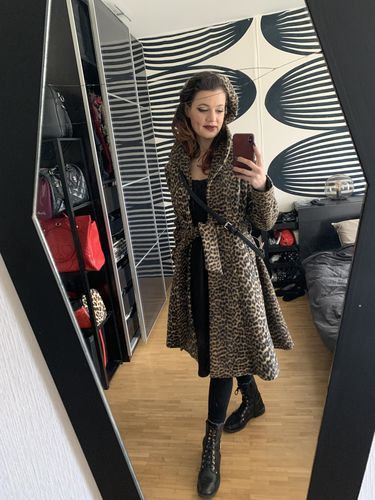 Customer photo review of PRE ORDER - Starlet Swing Coat in Leopard Print - Vixen by Micheline Pitt