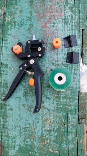 Customer photo review of MASTERBRICOLAGE™ I COFFRET PINCE À GREFFER PROFESSIONNELLE