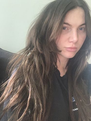 Customer photo review of Full Shine Tape in Hair Extensions Remy Human Hair Darkest Brown (#2)
