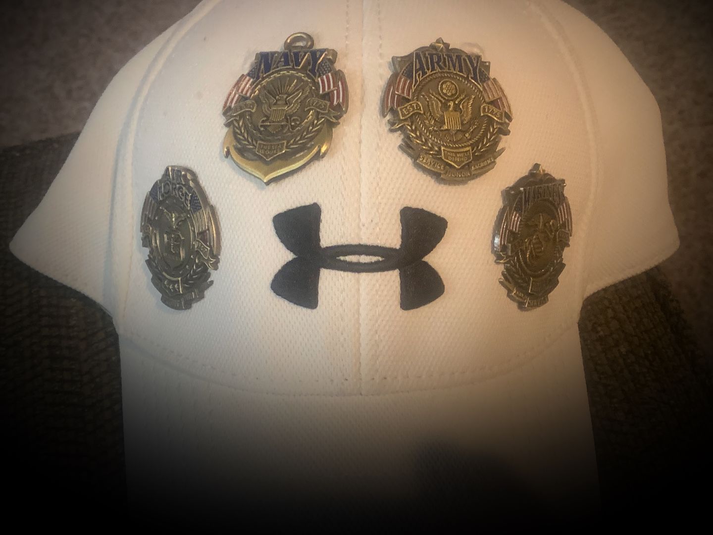 Customer photo review of US Army Veteran's Day Pin