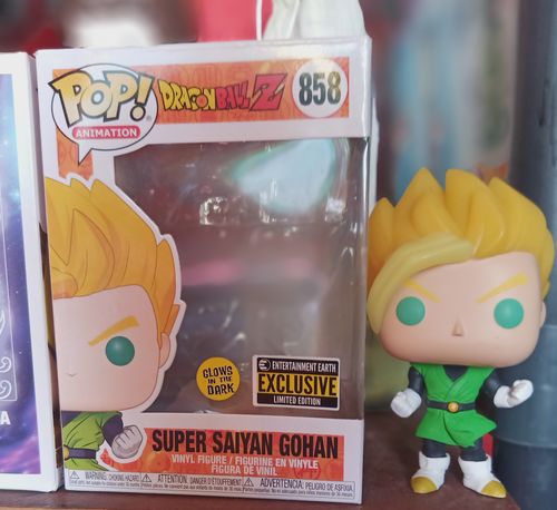 Customer photo review of FUNKO POP animation : Super Saiyan Gohan Glow-in-the-Dark Dragon Ball Z (EE exclusive)