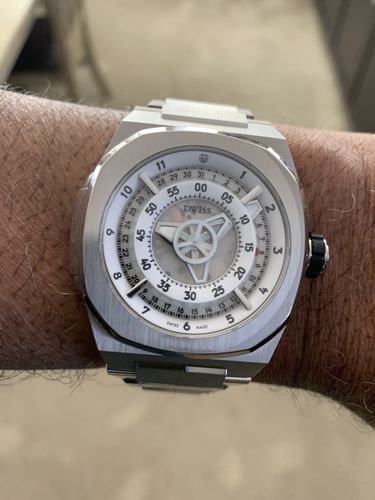 Customer photo review of M3-white-bracelet