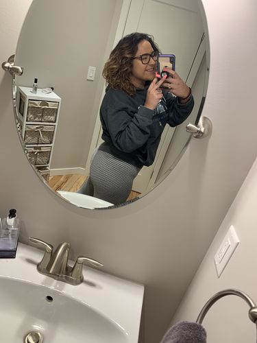 Julianna L. review of Dream Seamless Leggings image 1 out of 1