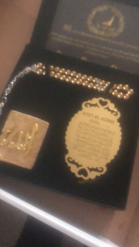 Customer photo review of Giftbox Gold