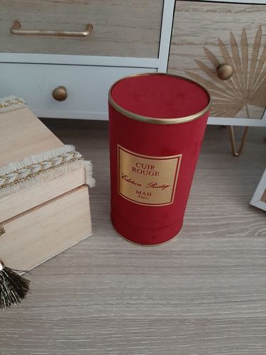 Customer photo review of Cuir Rouge