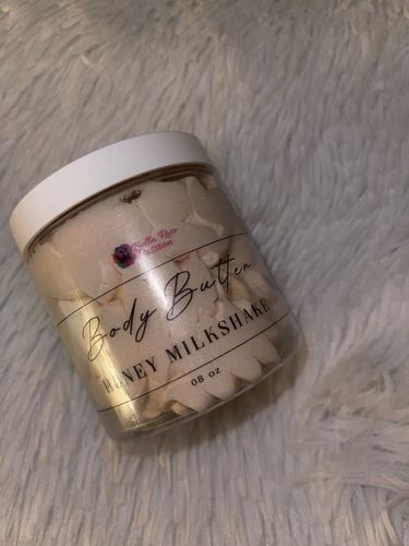 Customer photo review of Whipped Face & Body Butter ( Honey Milkshake )