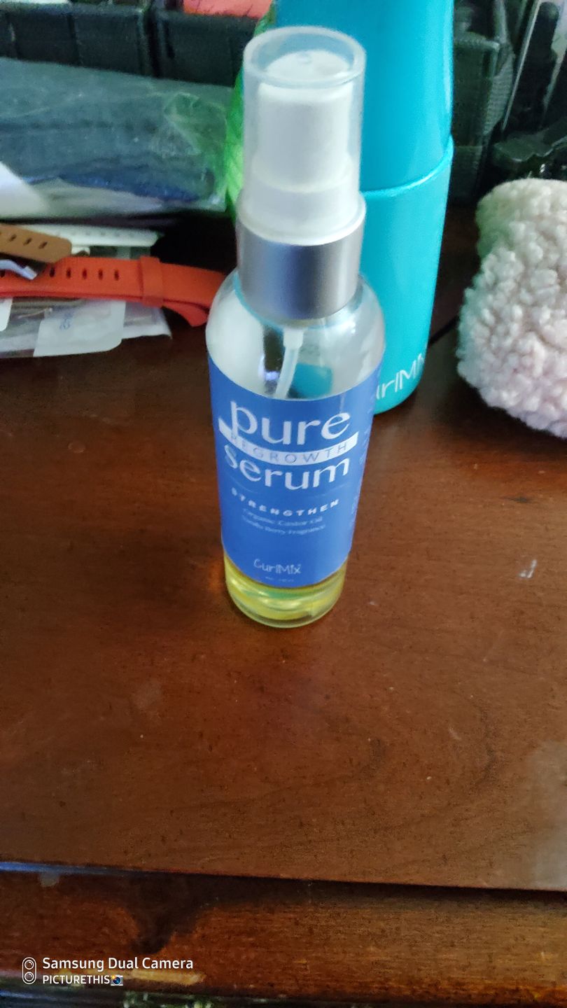 Customer photo review of Hair Growth Serum for Curly Hair with Organic Castor Oil for Strengthening and Vanilla Berry Fragrance