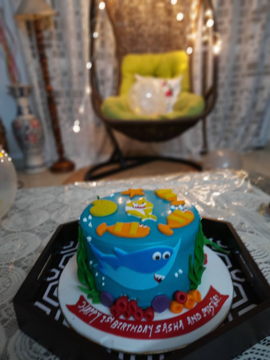 Customer photo review of Baby Shark Theme Cake