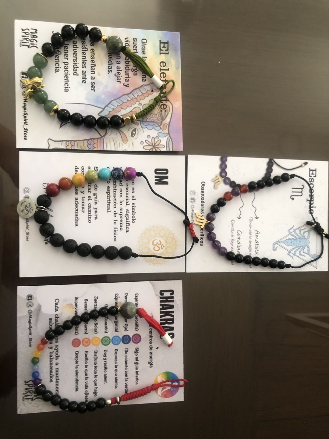 Customer photo review of Brazaletes Tibetanos