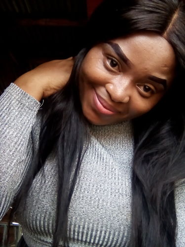 Customer photo review of Peruvian 4x4 Lace Wig - 18"